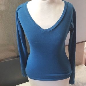 Simple teal long sleeve top